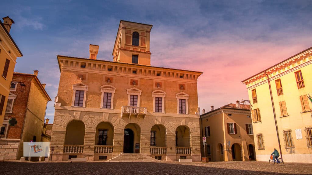 sabbioneta palazzo ducale turista a due passi da casa
