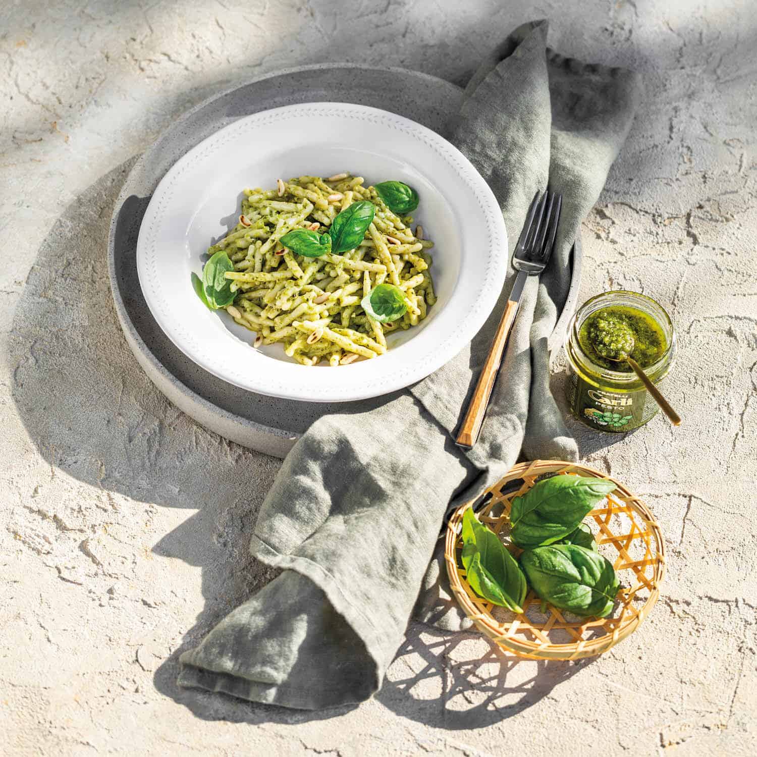 Pesto alla Genovese DOP – Tradicionális liguriai zöld bazsalikompesto, 130 g – Fratelli Carli - Image 4